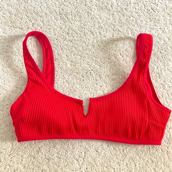 Hollister Red Ribbed Bikini Top - Picture 2 of 3